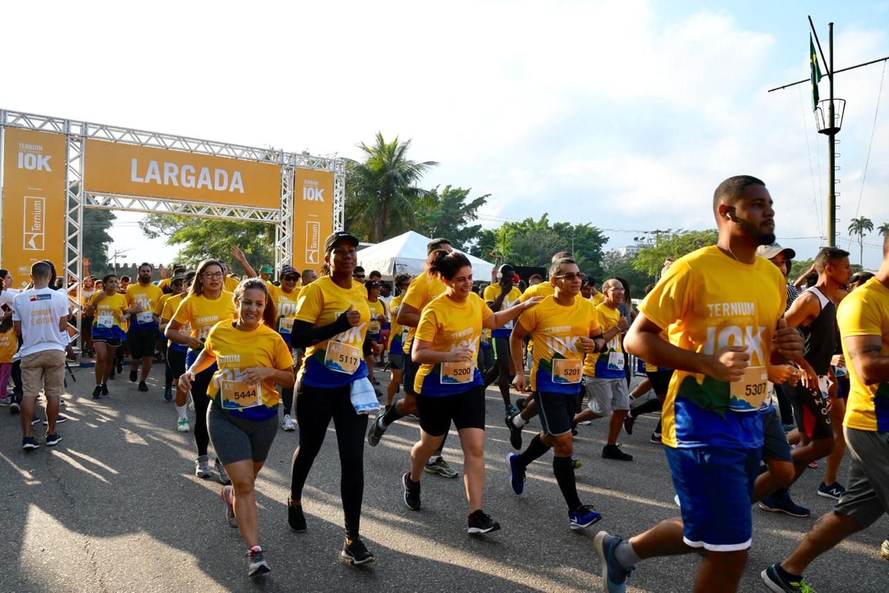 Corrida de rua re ne 1.200 participantes em apoio rede de sa de